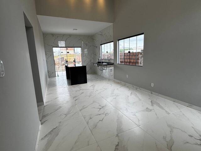 #20 - Casa para Venda em Araruama - RJ