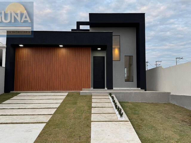 #20 - Casa para Venda em Araruama - RJ